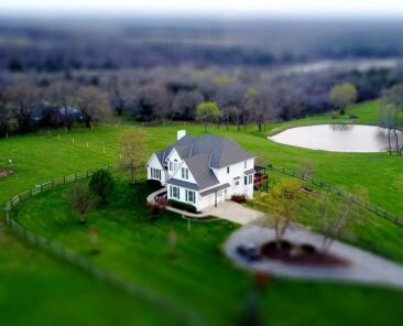 investing-on-your-side-of-the-fence (Demo)