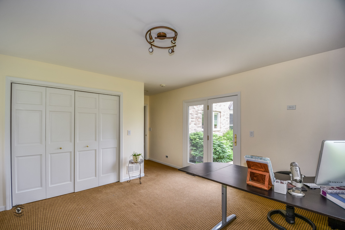 30-1st Floor Office_Bedroom 5 - 2351 Iroquois Drive Glenview Home For Sale