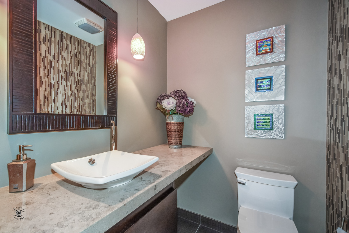 32-Powder Room - 2351 Iroquois Drive Glenview Home For Sale