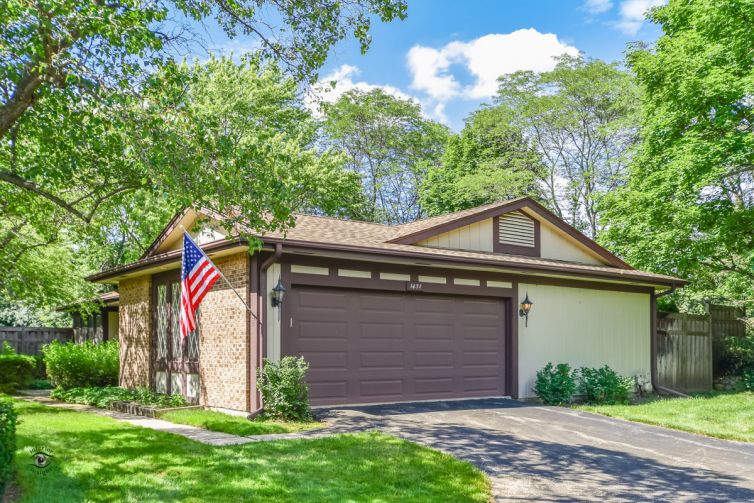 1431 Estate Lane, Glenview, IL 60025
