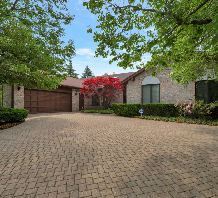 2803 Woodmere Drive, Northbrook, IL 60062