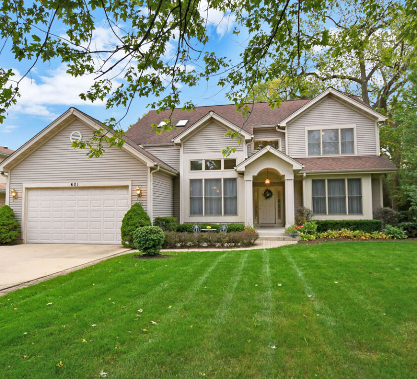 601 Glenwood Lane, Glenview, IL 60025
