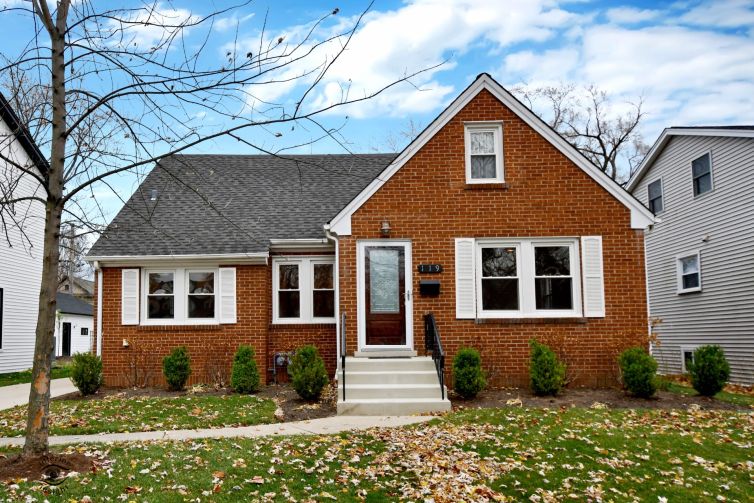 119 Lincoln Street Glenview, IL 60025