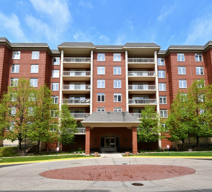 8400 Callie Avenue #311 Morton Grove, IL 60053