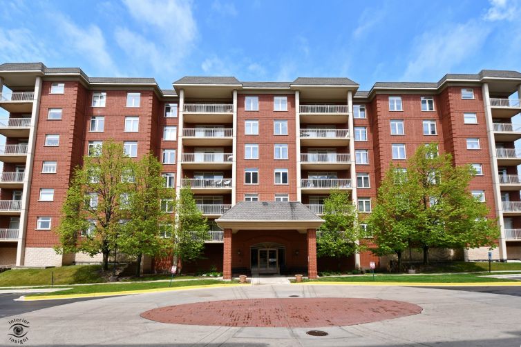 8400 Callie Avenue #311 Morton Grove, IL 60053