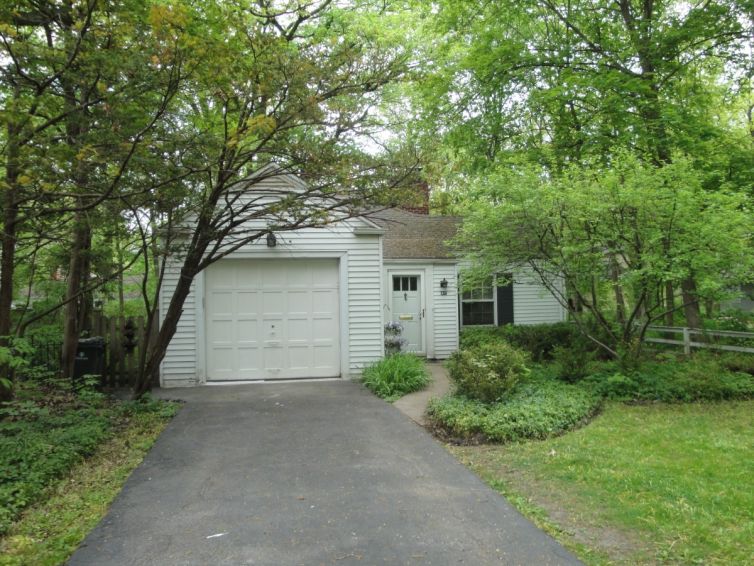 617 Indian Road Glenview, IL 60025