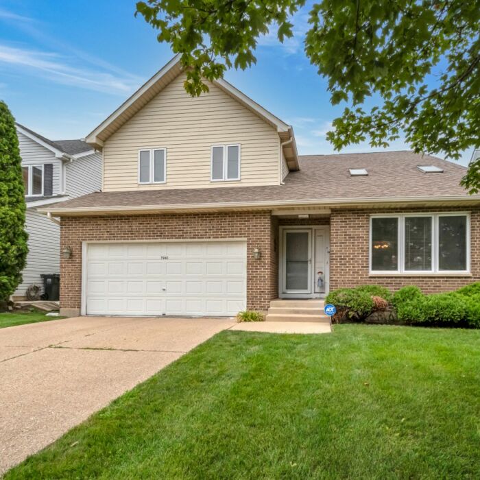 7940 Foster Street, Morton Grove, IL 60053