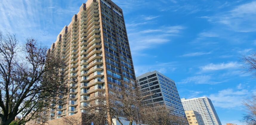 4170 N Marine Drive, #17D, Chicago, IL 60613