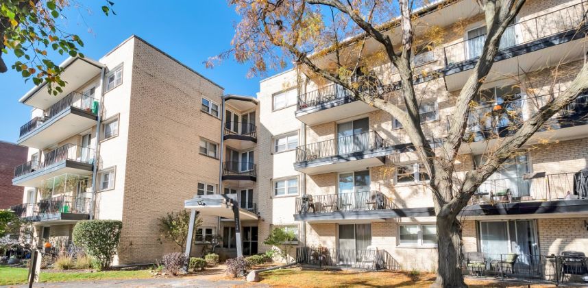 5214 Galitz St #403 Skokie, IL 60077