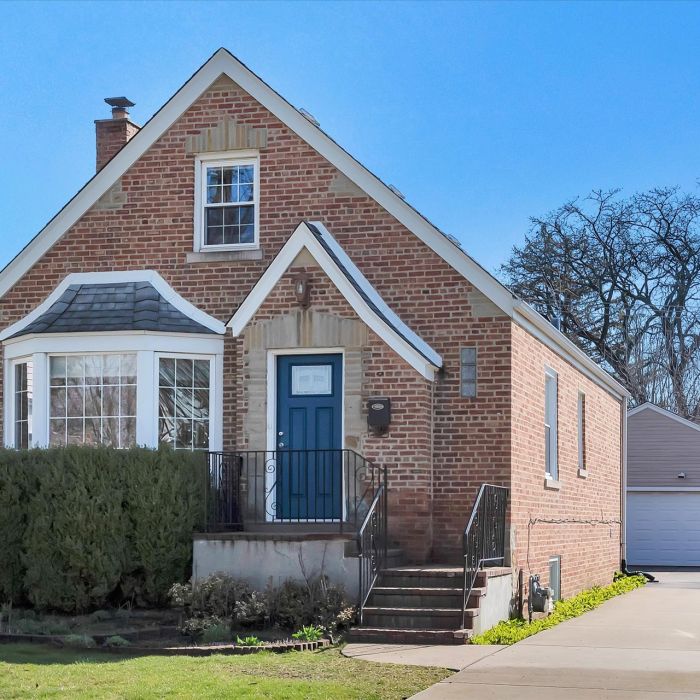 311 Lincoln Street, Glenview, IL 60025