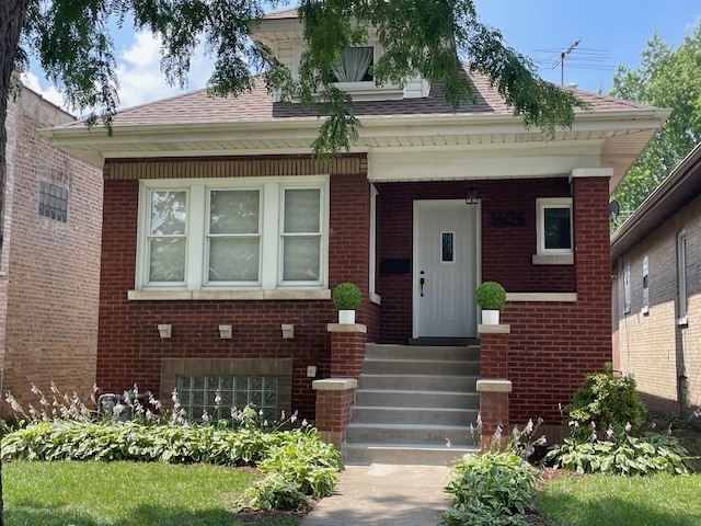 7061 N Kedzie Ave #1504, Chicago, IL 60645 Copy